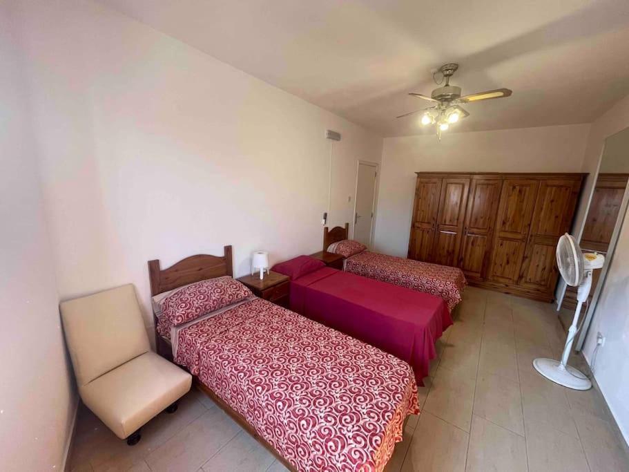 Gzira / Sliema Wifi & Ac ! Great Value & Location Apartment Luaran gambar